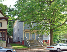 66 Sherman St in Portland, ME - Building Photo - Building Photo