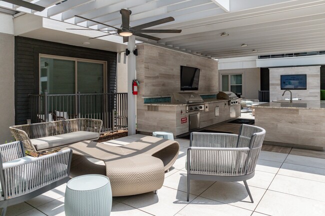 property at 6400 Washington Ave