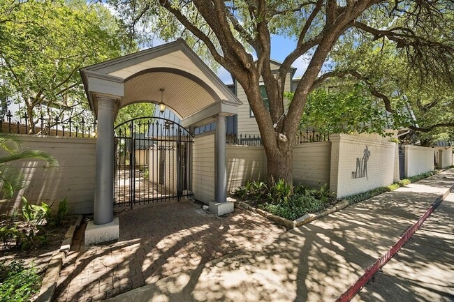 property at 2500 Steck Ave