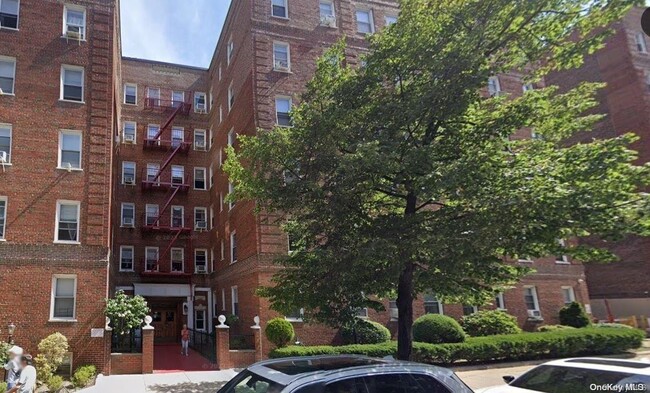 property at 63-89-89 Saunders St