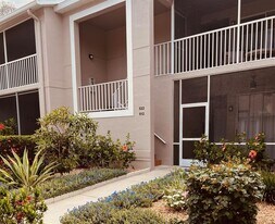 8941 Veranda Way in Sarasota, FL - Building Photo