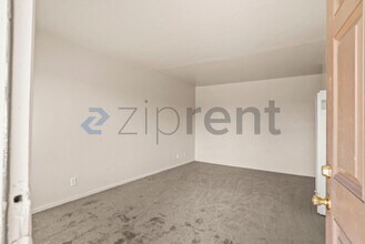 7630 Lockwood St in Oakland, CA - Building Photo - Building Photo