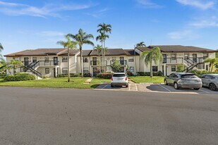 22017 Palms Way in Boca Raton, FL - Building Photo