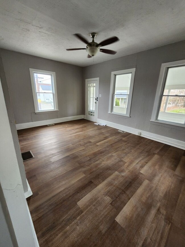 property at 4302 Fenwick Ave