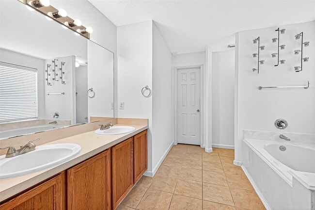 property at 4730 Pin Oak Creek Ln