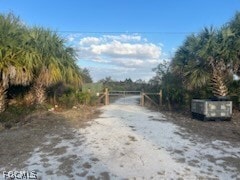 property at 435 S Zambria St