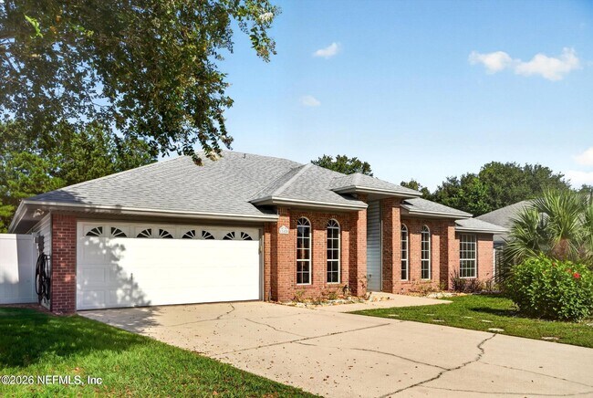 property at 11828 Heather Grove Ln