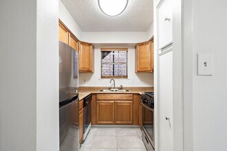 711 Holiday Dr in Galveston, TX - Foto de edificio - Building Photo