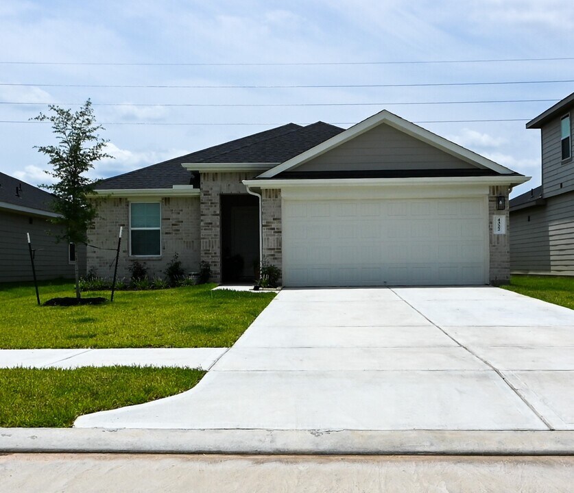 4322 Wilsford Oak Wy in Fulshear, TX - Building Photo