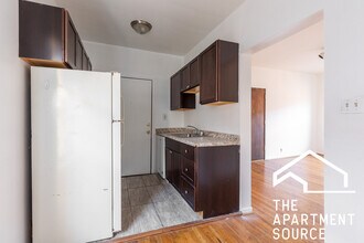 931 W Sunnyside Ave in Chicago, IL - Building Photo - Building Photo