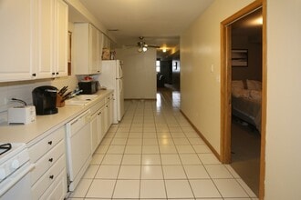 918 N Paulina St, Unit G01C in Chicago, IL - Foto de edificio - Building Photo