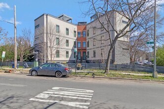 1103 9th St NE, Unit 1 in Washington, DC - Building Photo - Building Photo