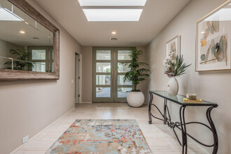 93 Columbia Dr in Rancho Mirage, CA - Building Photo - Building Photo