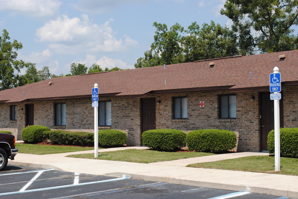 Forest Park Apartments in Lake Butler, FL - Building Photo