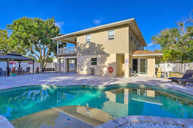 property at 2181 Poinciana Dr