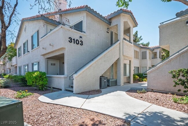 property at 3103 Key Largo Dr