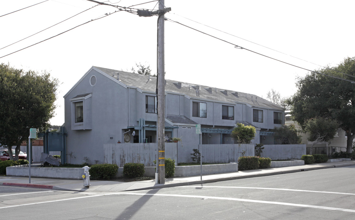 1100 2nd St in Monterey, CA - Foto de edificio