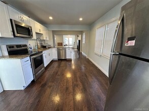 185 McKinley Dr in Mastic Beach, NY - Building Photo - Building Photo