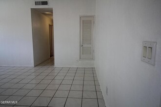 9604 Gaza Dr in El Paso, TX - Building Photo - Building Photo