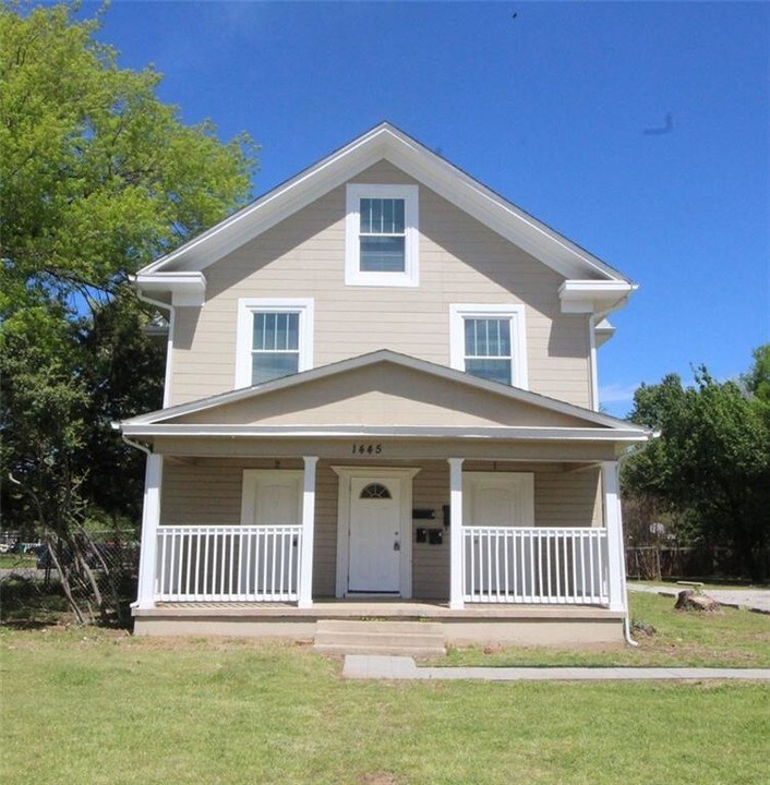 1445 NW 32nd St-Unit -1 in Oklahoma City, OK - Building Photo