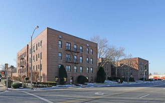 350 Merrick Rd Apartments