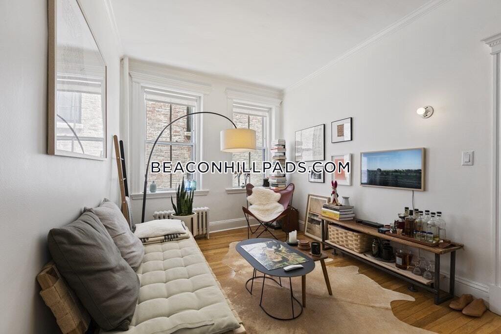 70 Phillips St-Unit -2 in Boston, MA - Building Photo