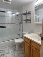 39 Lakewood Ave in San Francisco, CA - Building Photo - Building Photo