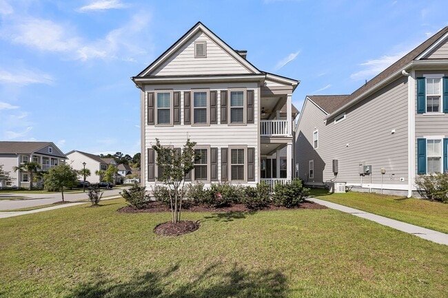 property at 2253 Des Arc Rd