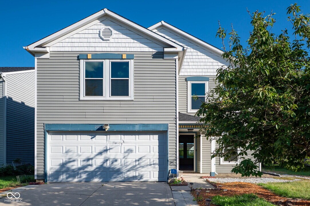 2887 Ludwig Dr in Indianapolis, IN - Building Photo