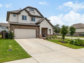 453 Arrowhead Vine St in Leander, TX - Building Photo - Building Photo