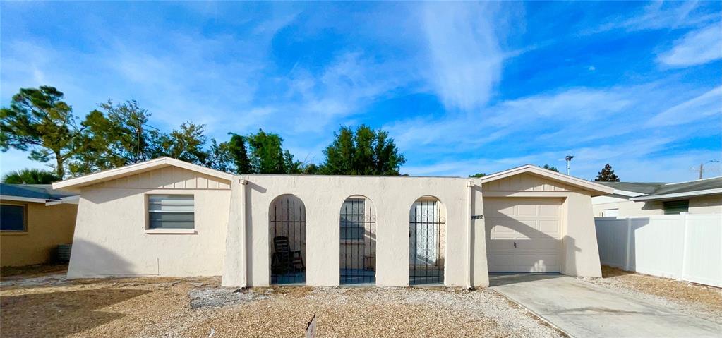 5829 Embay Ave in New Port Richey, FL - Building Photo