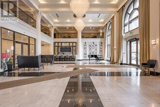 112 King St E in Hamilton, ON - Building Photo - Building Photo