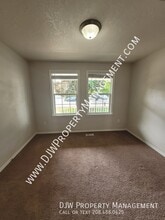 18426 Viceroy Pl in Nampa, ID - Foto de edificio - Building Photo