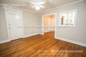 2505 W Kansas Ave in Tampa, FL - Foto de edificio - Building Photo