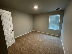 21028 Price Daniel Dr in Manor, TX - Building Photo - Building Photo