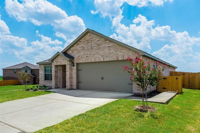 191 Drifter Dr in Newark, TX - Building Photo