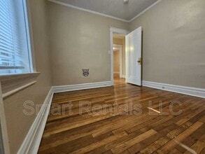 5065 Lindenwood Ave in St. Louis, MO - Building Photo - Building Photo