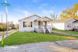 5650 Askew Ave in Kansas City, MO - Building Photo