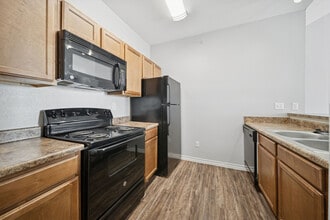 Village at Carlsbad in Carlsbad, NM - Building Photo - Building Photo