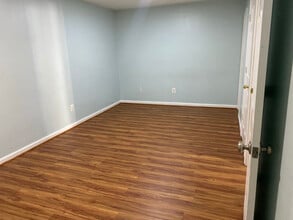 322 Kirby St in Manassas Park, VA - Building Photo - Building Photo