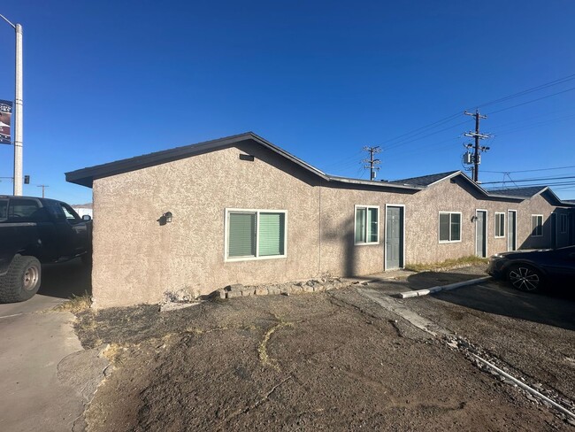 property at 509 W Inyokern Rd