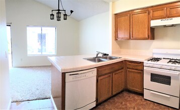 2995 Via De Paz in Carlsbad, CA - Building Photo - Building Photo