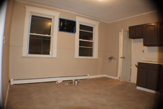 22 E 29th St in Bayonne, NJ - Building Photo - Building Photo