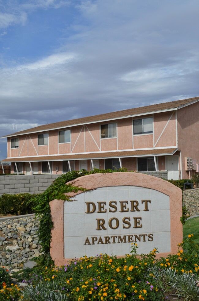 Desert Rose Apartments in Hesperia, CA - Building Photo - Building Photo