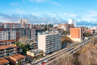Sky Terrace Condos in Tacoma, WA - Building Photo - Building Photo