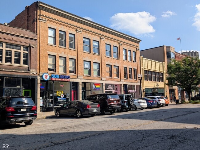 property at 425 1/2 Massachusetts Ave