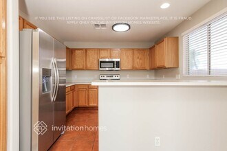 11912 W Scotts Dr in El Mirage, AZ - Building Photo - Building Photo