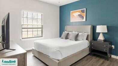 8200 Clarksprings Dr, Unit 5304 in Dallas, TX - Building Photo - Building Photo