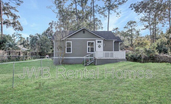 8640 Susie St in Jacksonville, FL - Building Photo - Building Photo