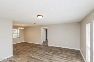 881 Cayuga Ave NE in Palm Bay, FL - Building Photo - Building Photo